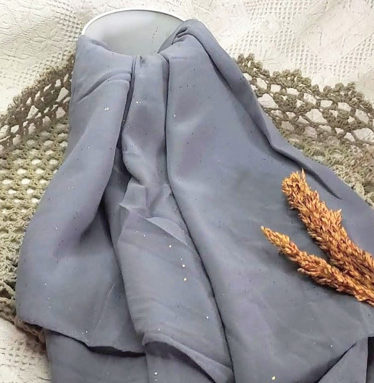 Gray glittered scarf 